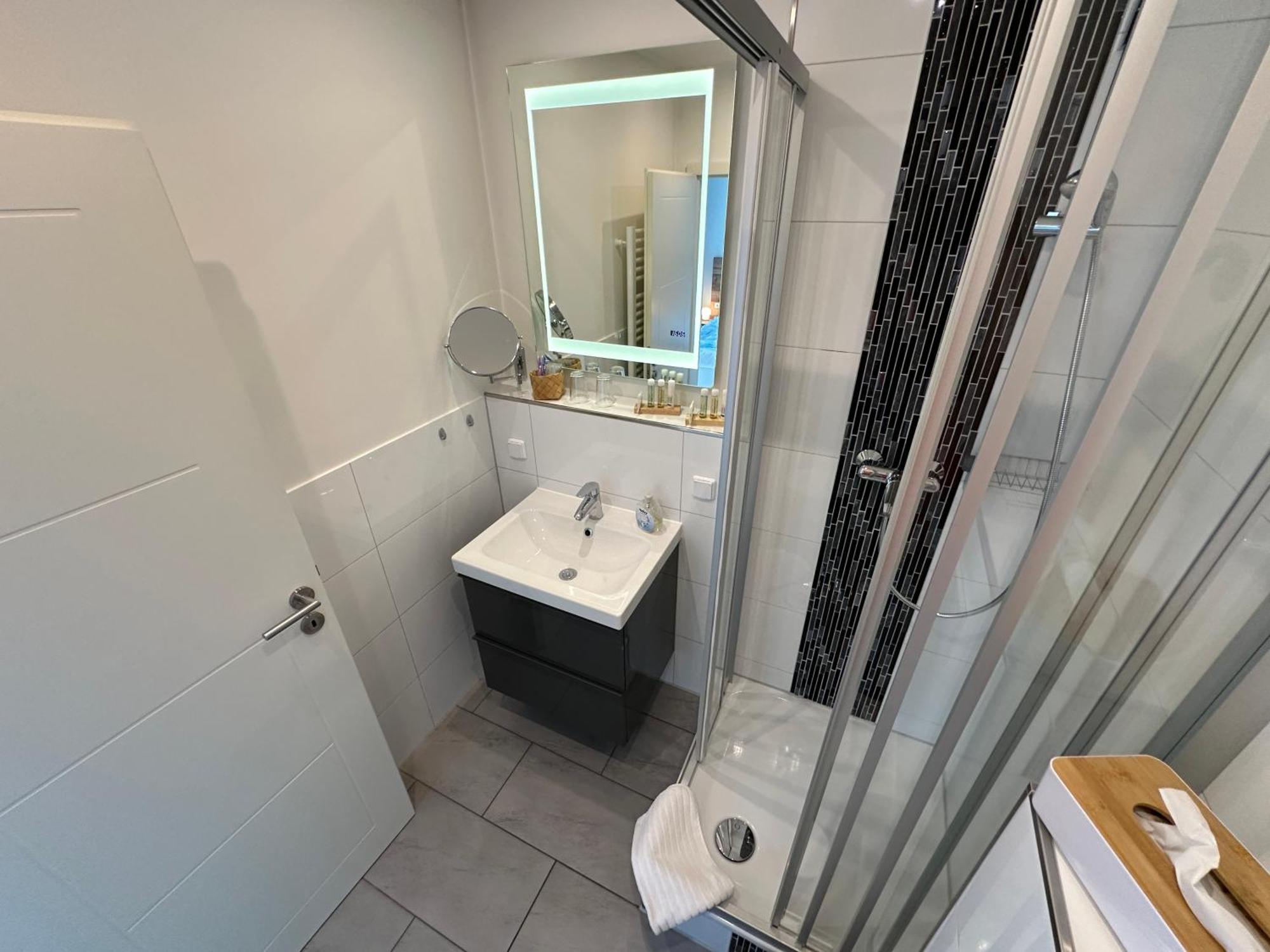 Auszeit Apartment Duesseldorf Zewnętrze zdjęcie
